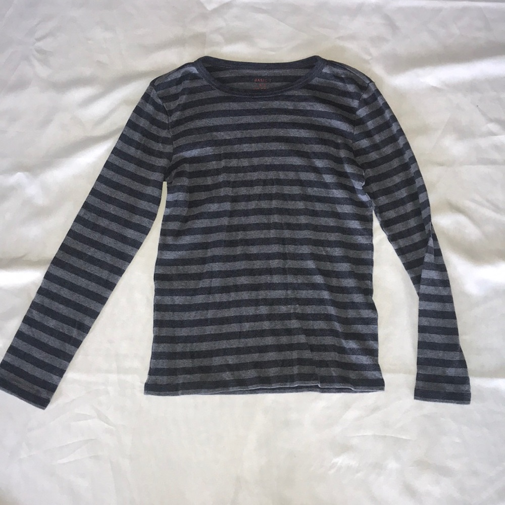 Joe Fresh Long Sleeve t-shirt size M